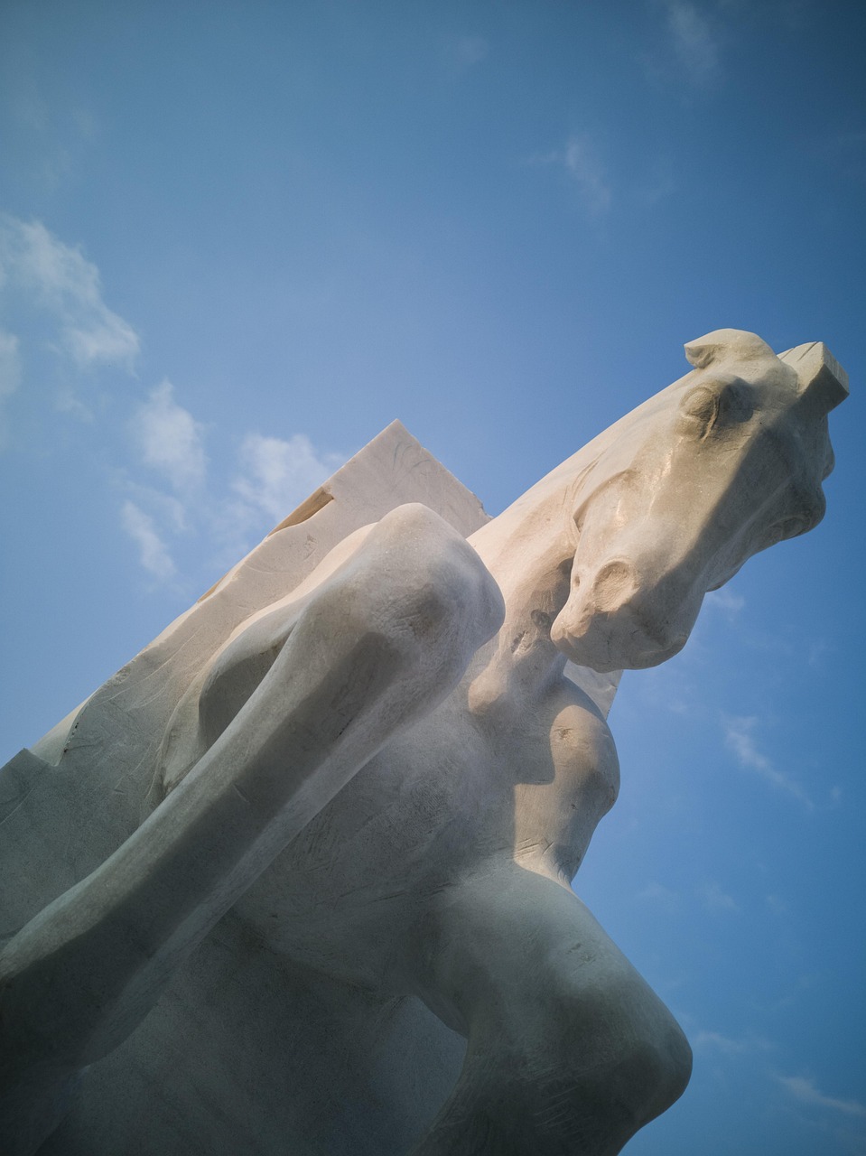 丽江古城焕发新活力，旅游事业蓬勃发展最新动态